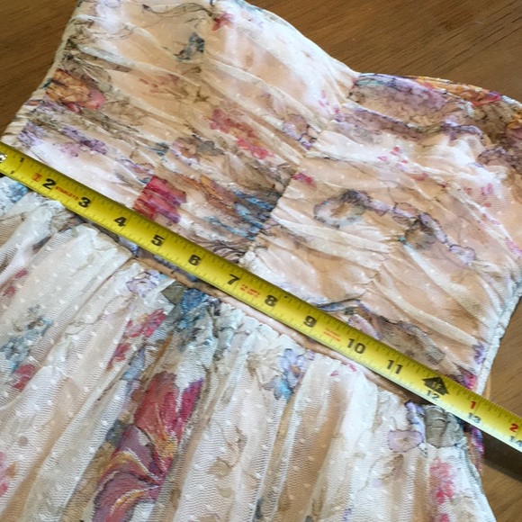 Zara lace Dress - Picture 5 of 8